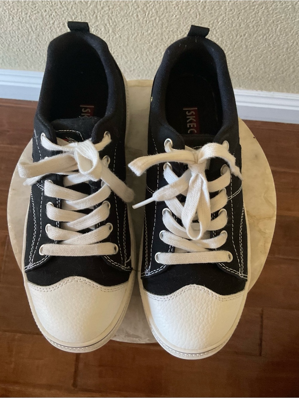 SKECHERS Black Canvas Sneakers with White Toe Cap Size 7